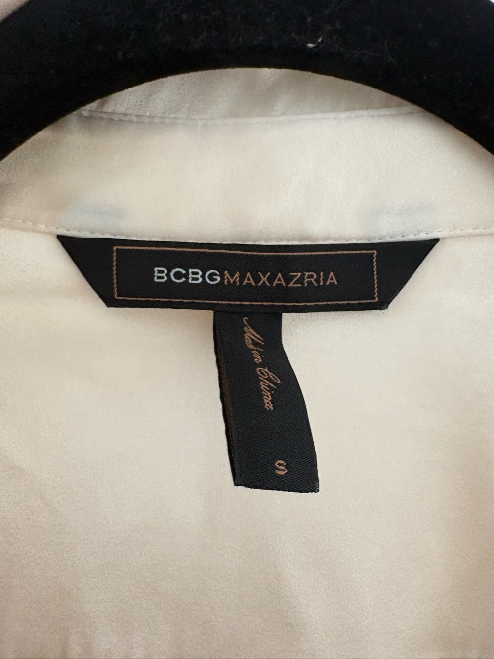 BCBGMAXAZRIA ivory satin long sleeve blouse drapey wrap-front design size S - Picture 4 of 8